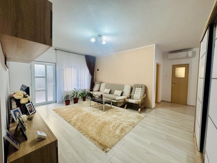 Direct proprietar–Casă 10camere|locuință+regim hotelier|20min de plajă - 7