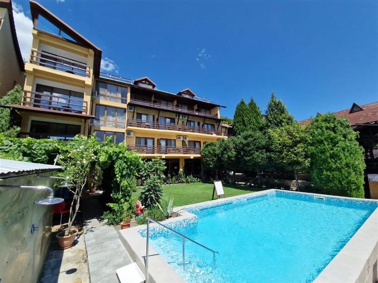 PENSIUNE ESELNITA - 1