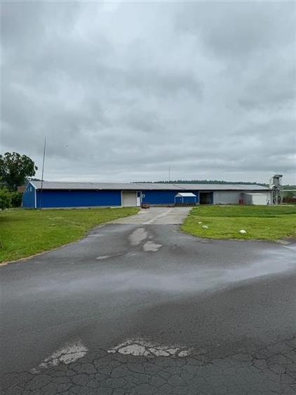 Spatii industriale pentru activitati de productie, depozitare sau distributie, Z - 2