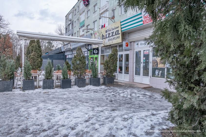 Comanesti, langa Politie – geamuri mari, vizibil - 2