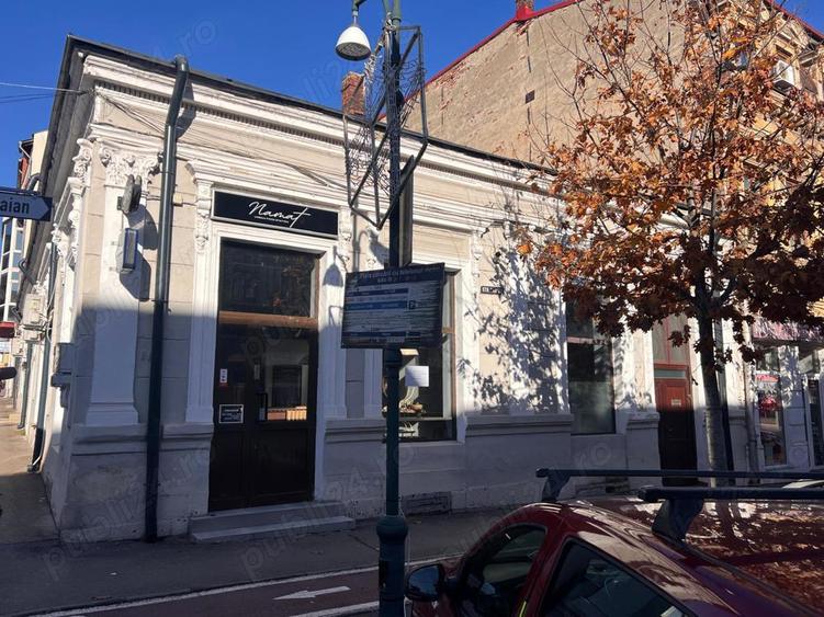 Inchiriez spatiu comercial str. Traian - 9