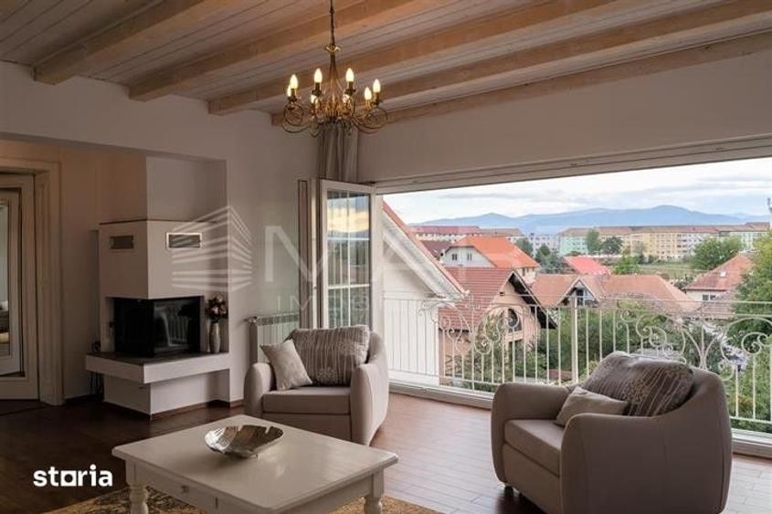 Apartament cu 3 camere în Calea Dumbrăvii