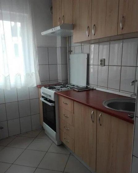 1 camera de inchiriat Edgar Quinet - 7