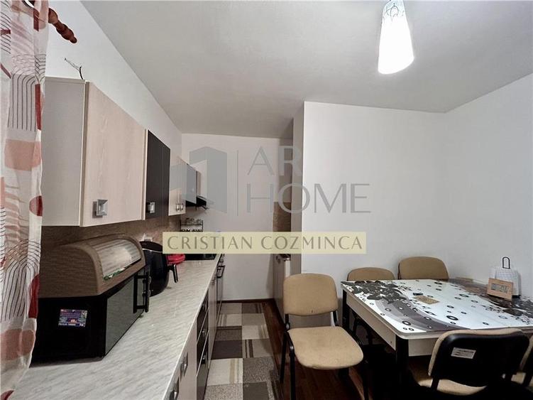 Apartament 2 camere decomandat, Democratiei, Ploiesti - 13
