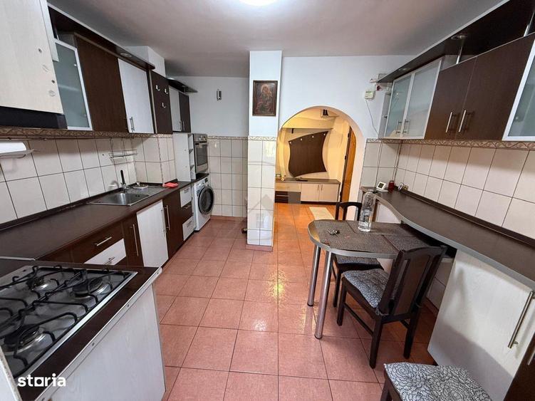 Apartament 3 camere Nicolina Prima Statie , etaj 2 - 3