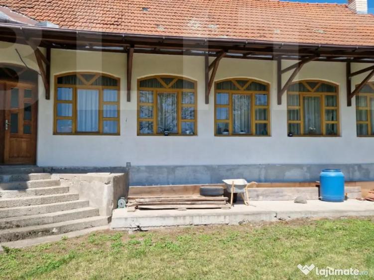 Casa de Familie | 175 mp + Curte 3166 mp | Tatara?ti, B - 1