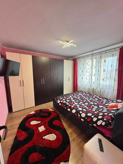 De vanzare apartament cu 2 camere ?i balcon, zona Hotel Roman, mobilat ?i utilat 55.000euro - 1