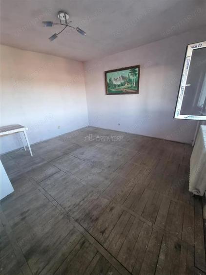 Garsoniera decomandata 37mp str Bucuresti - 1