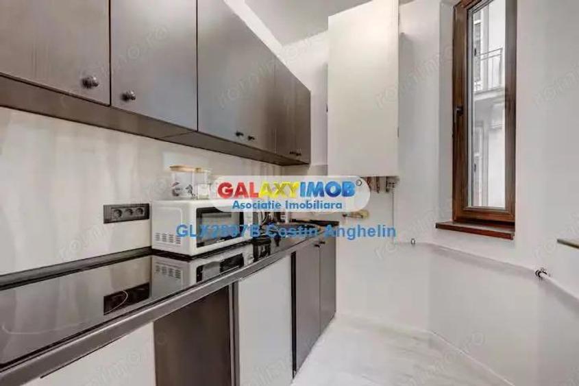 L-Heritage Collection: Courtyard View (Regim Hotelier) - Romana - 4