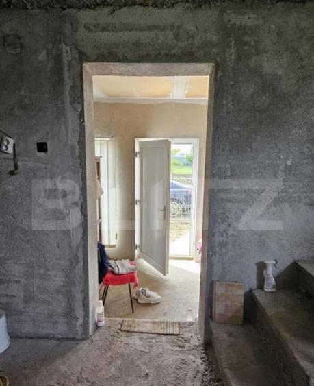 Casa de vanzare, 37 mp utili/nivel, teren 500 mp, zona Berc - 5