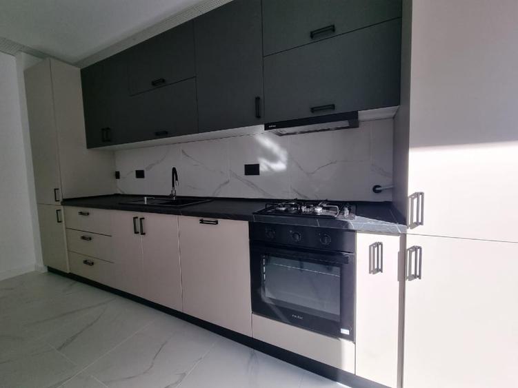 Apartament cu 2 camere decomandat în Theodor Pallady