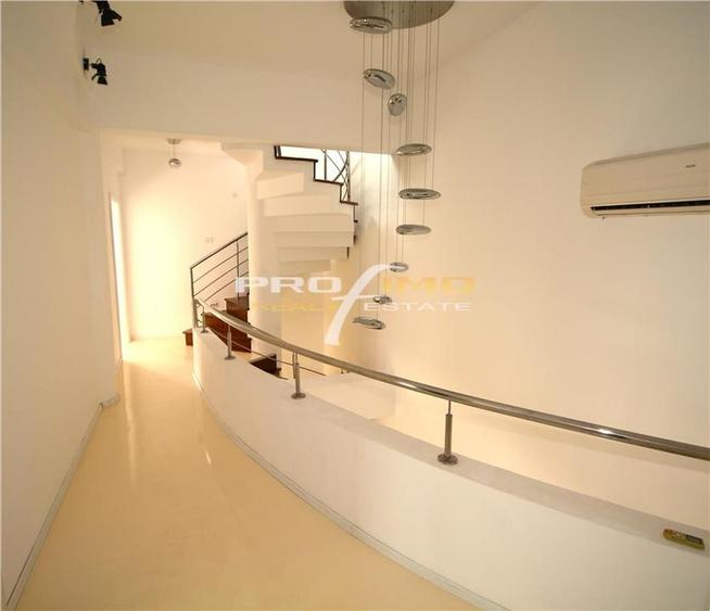 Vila exclusivista P+2E la cc.500m. de Plaja Alezzi - 6