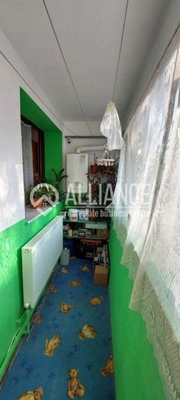 Abator/Gara (COD04)- 3 camere decomandate - 8