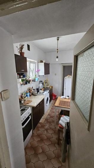 Vand apartament cu 2 camere ultracentral Bulevard Magheru, sector 1 - 6