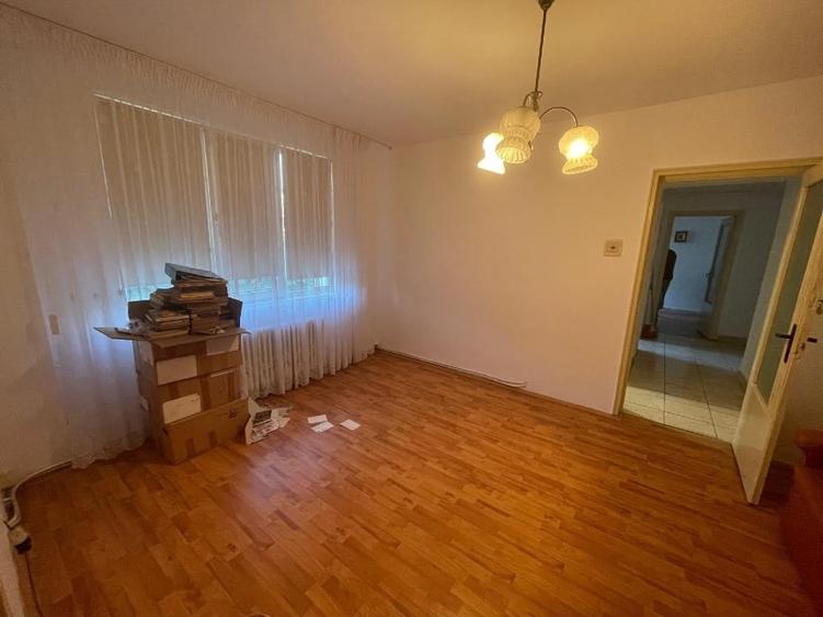 Aartament 3 camere în Tecuci - 3