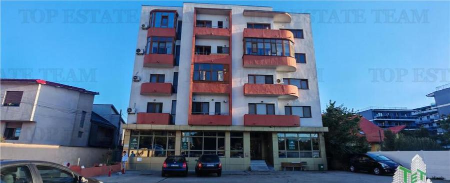 Spatiu comercial, stradal, parter de bloc si demisol, 800mp - 1