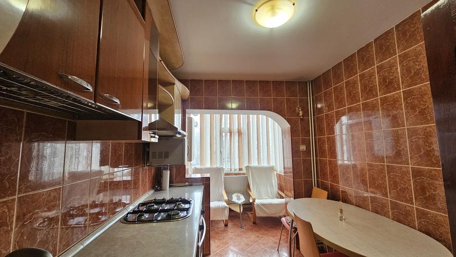 Apartament 2 camere, decomandat, zona Micro 17, la B-uri, etaj2, mobilat. - 7