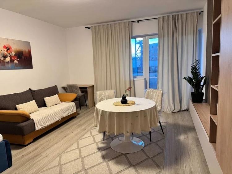 Garsoniera spatioasa Pacii metrou - 1