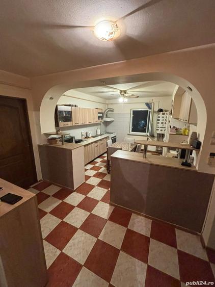 propretar vand apartament 3 camere decomandat Str Amaradia ( pedagogic) - 3