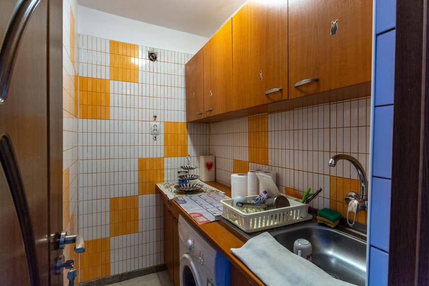 Costin Georgian Lucretiu Patrascanu, Garsoniera modesta, de inchiriat, Comision0 - 6