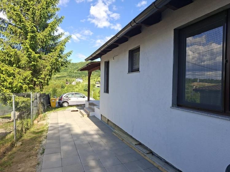 Casa parter zona Valea Jelnei - 2