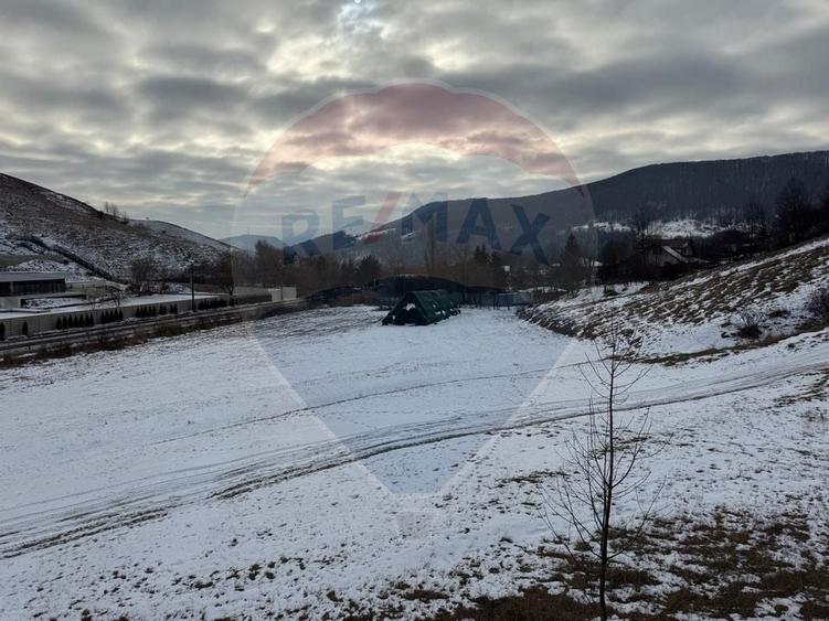 Casa  si  teren zona Balaurul - 54