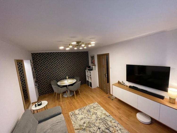 Apartament cu 3 camere în Rogerius