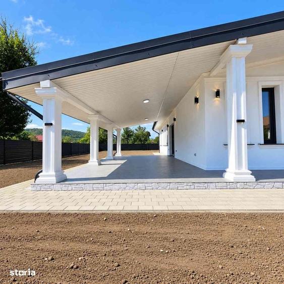 Casă cu 4 camere cu Teren 900 Mp în Central