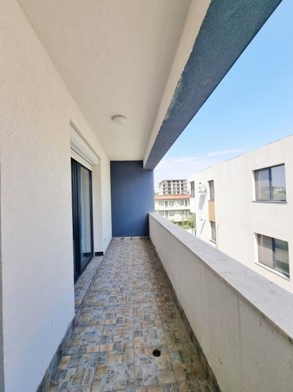 Penthouse cu 2 camere decomandat, mobilat în Mamaia-Sat