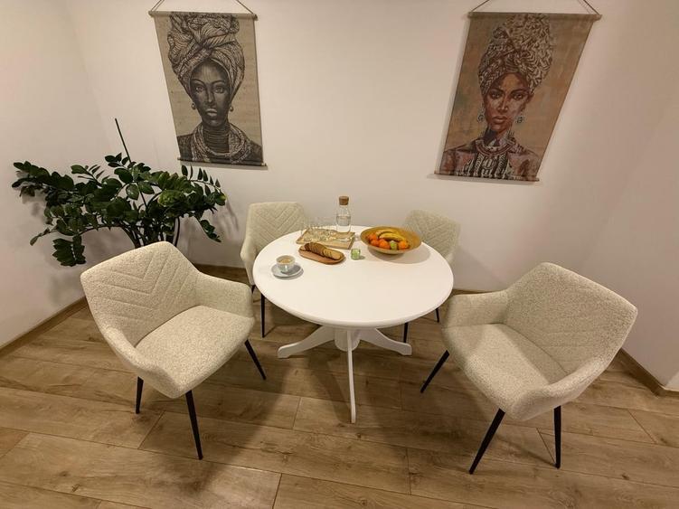 Casă cu 5 camere cu Teren 315 Mp în Eroii Revoluției