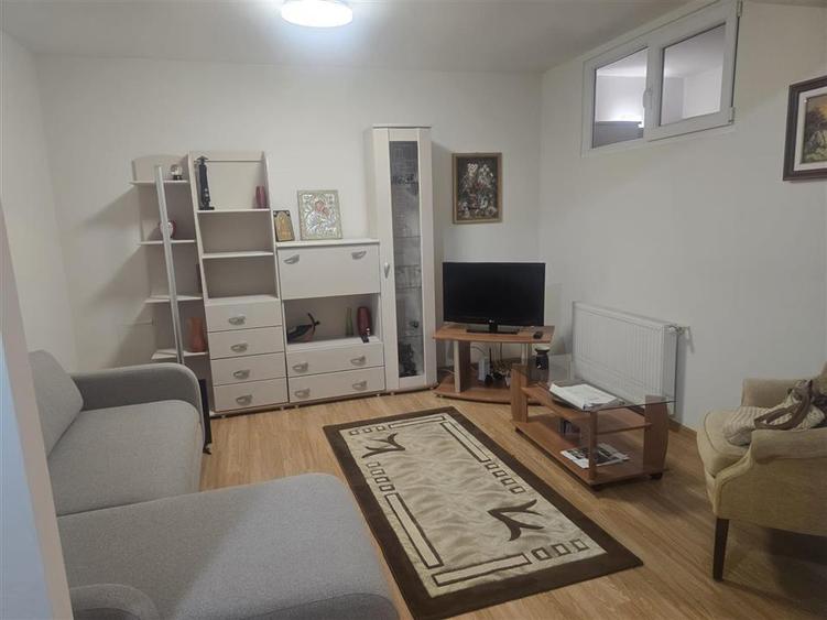 Apartament 2 camere decomandat de vanzare  zona Euromaterna - 1