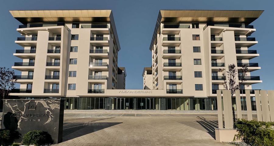 Spațiu comercial, de 1,100 mp, în Exterior Vest
