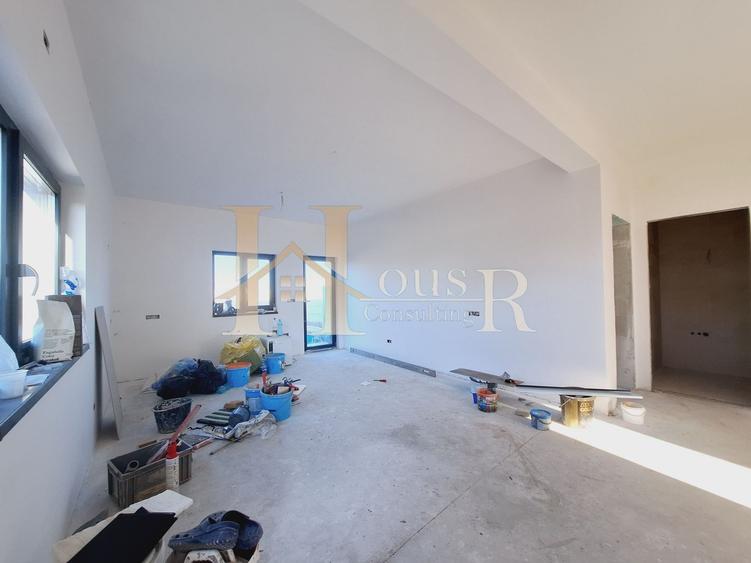 Duplex cu 4 camere cu Canalizare în Torontalului