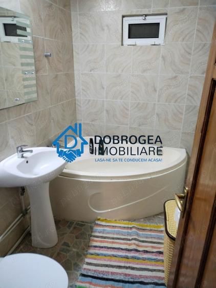 Apartament cu 3 camere decomandat, mobilat în E3