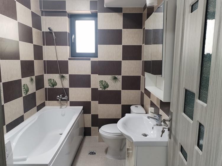 Garsonieră decomandată în Cug