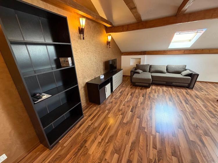 Apartament cu 2 camere semidecomandat în P-ța Unirii