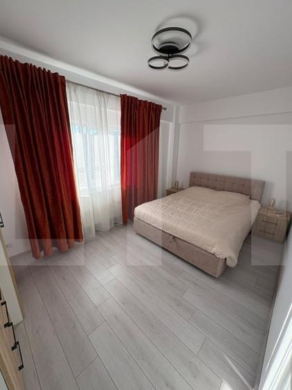Apartament cu 3 camere semidecomandat, mobilat în Sud-Est