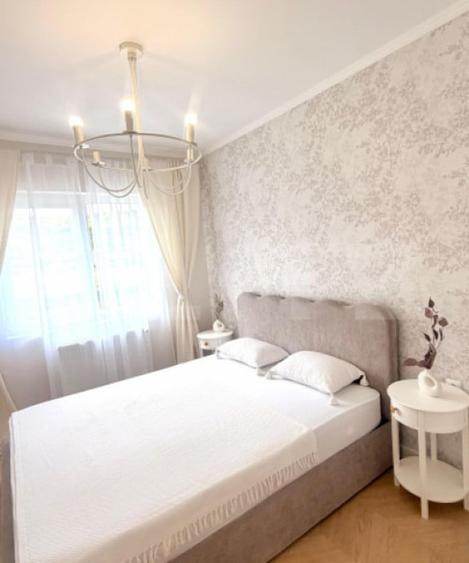 Apartament nou, semidecomandat, 3 camere, parcare subterana, - 14