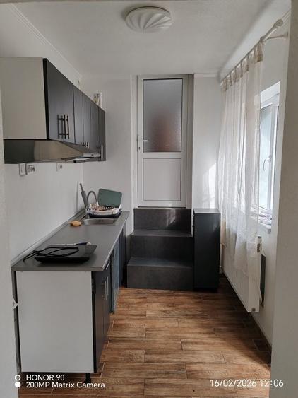Casă cu 3 camere cu Teren 180 Mp în Central