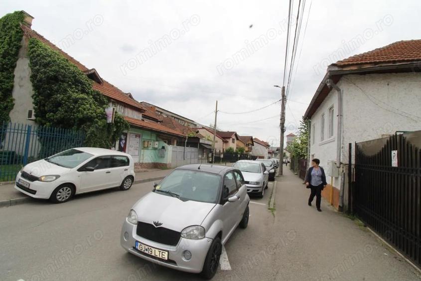 Spa?iu comercial, 75 mp, central, posibilitate inchiriere muncitori - 1