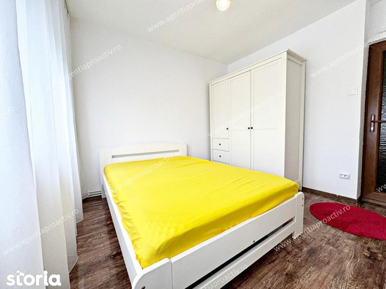 Apartament cu 3 camere decomandat, la etajul 2, in cartierul Micro 16. - 1