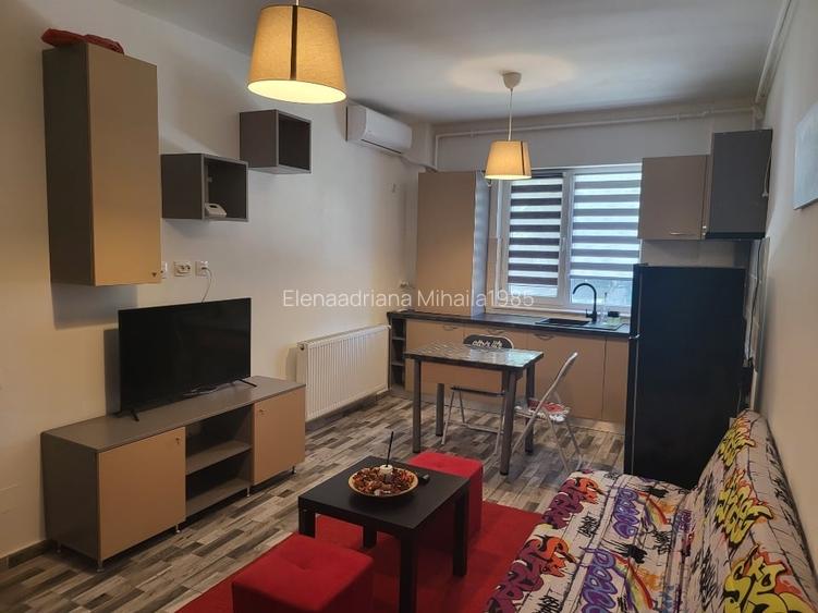 Vand studio zona Aparatorii Patriei
