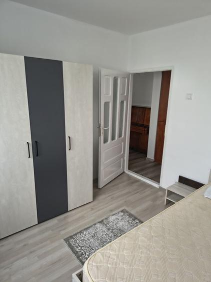 Inchiriez apartament 2 camere - 5