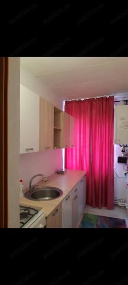 Inchiriez apartament semidecomandat 2 camere 1600 lei - 1