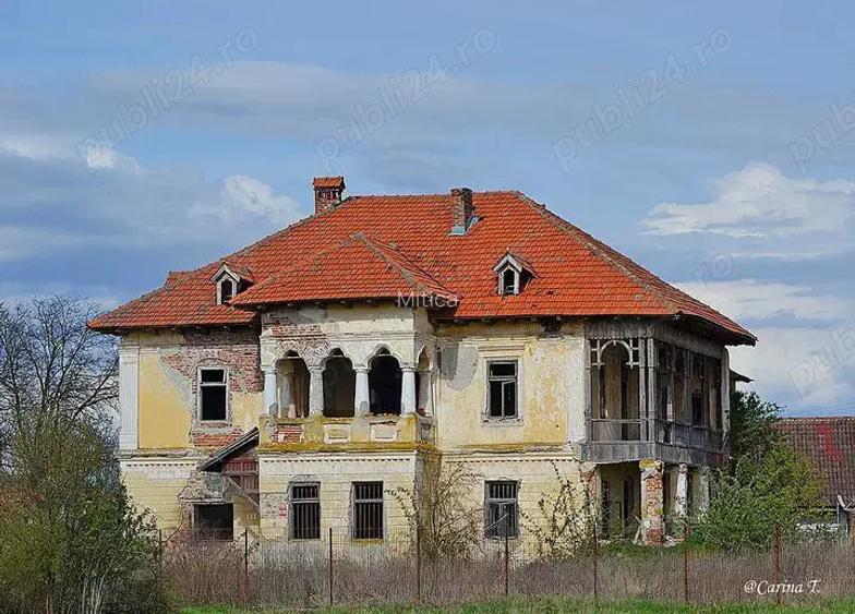 Conac boieresc de vanzare Conac boieresc de vanzare