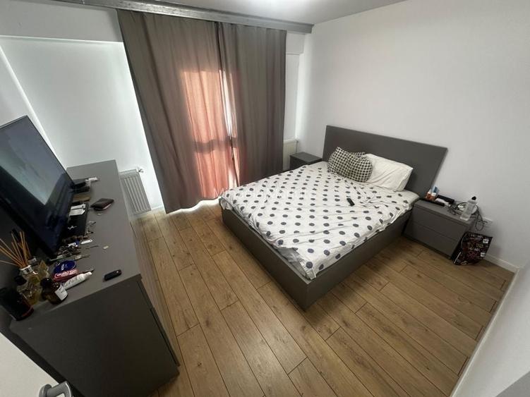 Apartament cu 3 camere decomandat, mobilat în Fundeni
