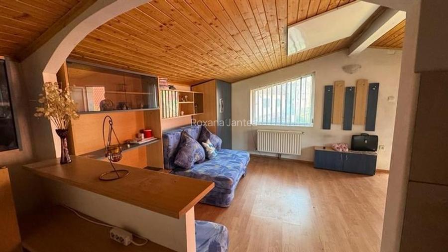 Garsoniera de inchiriat, zona Centrul Vechi, Brasov