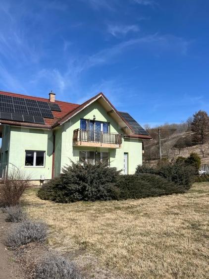 Vila D+P+M cu teren generos de 1000mp si vedere panoramica ! - 1