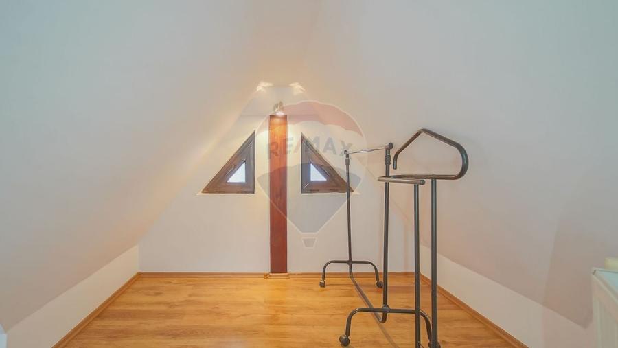 Apartament 3 camere pe două niveluri, cu parcare, Cartierul Toamnei - 14