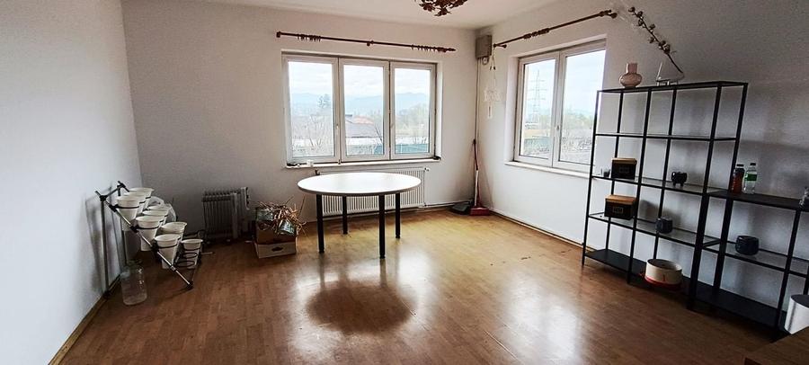 Spatiu industrial si birouri la ocolitoarea Brasov - 8